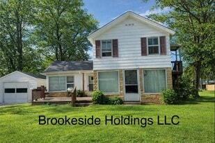 169 N Union St, Unit 3 in Sparta, MI - Building Photo