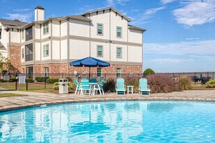 Cameron Isles Apartment Homes in Houma, LA - Building Photo
