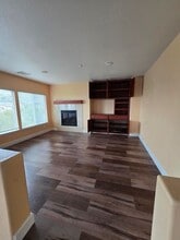 7414 Tioga Ln in Highland, CA - Building Photo - Building Photo