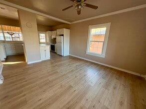 1465 Central Ave in Lovelock, NV - Building Photo - Building Photo