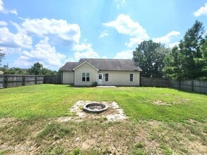 118 Blueberry Fields Rd in Maple Hill, NC - Building Photo - Building Photo