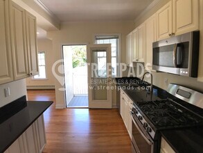 65 Langdon St, Unit 12 in Cambridge, MA - Building Photo - Building Photo