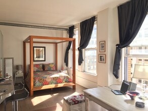 215 W 7th St, Unit 906 in Los Angeles, CA - Building Photo - Building Photo