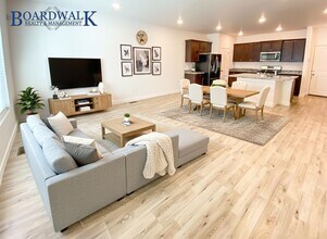 5661 Coastal Ridge Ln in West Valley City, UT - Building Photo - Building Photo