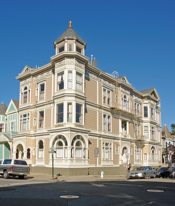 1900 Page in San Francisco, CA - Foto de edificio