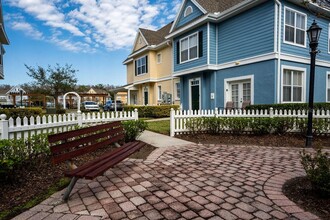 4019 Venetian Bay Dr-Unit -103 in Kissimmee, FL - Building Photo - Building Photo