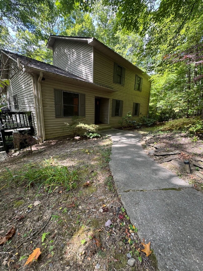 property at 154 Laurel Haven Rd