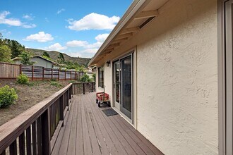 19 Elk Ct in Pacifica, CA - Building Photo - Building Photo