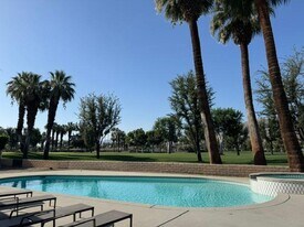 71279 Country Club Dr in Rancho Mirage, CA - Building Photo