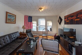 54 Brainerd Rd, Unit 3 in Boston, MA - Foto de edificio - Building Photo