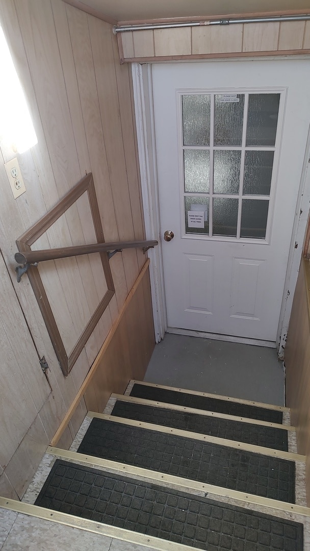 1960 Illinois St in Des Plaines, IL - Building Photo - Building Photo