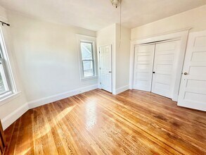 80 Fairbanks St, Unit 3 in Boston, MA - Building Photo - Building Photo