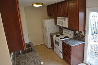 3690 Arthur Ave in Virginia Beach, VA - Building Photo - Building Photo