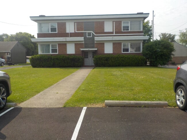 4832 E Trindle Rd, Unit #4