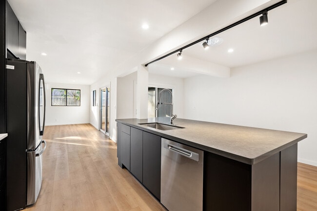 152 Cuesta Dr in San Luis Obispo, CA - Building Photo - Building Photo