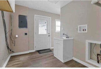 3227 Astor Ave in Columbus, OH - Building Photo - Building Photo