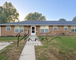 12616 Jackson Ave in Grandview, MO - Building Photo