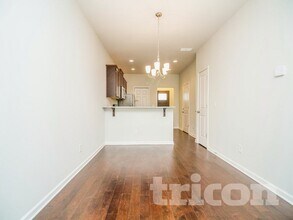 211 Ashmere Ct in Mount Juliet, TN - Foto de edificio - Building Photo