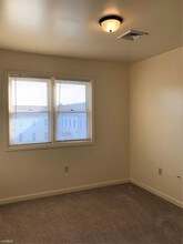 105 E Allen St in Mechanicsburg, PA - Building Photo - Building Photo