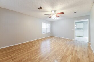 1024 Springcreek Dr in Denton, TX - Building Photo - Building Photo