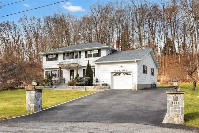 2185 Sultana Dr in Yorktown Heights, NY - Building Photo - Building Photo