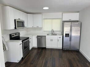 2118 Mara Ct, Unit 2118-2 in Leesburg, FL - Building Photo - Building Photo