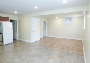 4201 S 52nd St in Lincoln, NE - Building Photo - Building Photo