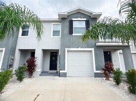 2922 Boxwood Grove Row in Wesley Chapel, FL - Building Photo