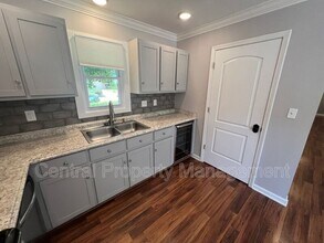 203 Walker Way in Simpsonville, SC - Building Photo - Building Photo