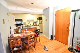 11 Commonwealth Ct, Unit 8 in Boston, MA - Building Photo - Building Photo