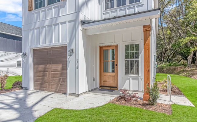 208 26th Ave S in Myrtle Beach, SC - Building Photo - Building Photo