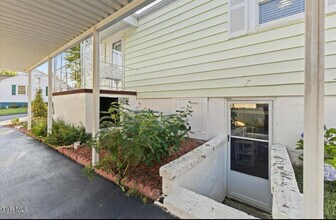 707 Lincoln Ave in Johnson City, TN - Building Photo - Building Photo