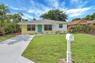4882 Jefferson Rd in Delray Beach, FL - Building Photo
