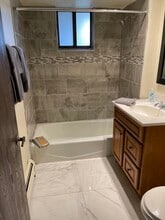 15740 Lake Dr, Unit 3BL in Oak Forest, IL - Building Photo - Building Photo