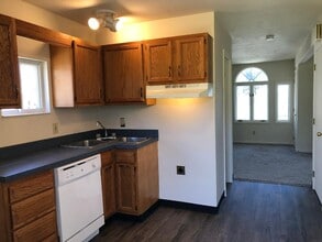435 Highfield Ave in Canonsburg, PA - Building Photo - Building Photo