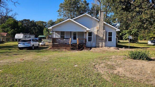 5051 State Hwy 135 N in Jacksonville, TX - Building Photo - Building Photo