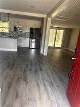 2104 N Allendale Ave in Sarasota, FL - Building Photo - Building Photo