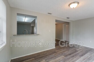 9410 Cochise Ln in Port Richey, FL - Building Photo - Building Photo