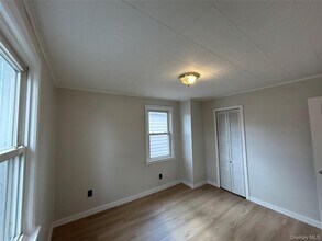 77-25 169th St in Queens, NY - Building Photo - Building Photo