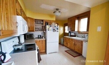 3352 Xenwood Ave S in Minneapolis, MN - Building Photo - Building Photo