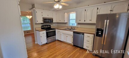 2700 NE 69th St in Kansas City, MO - Building Photo - Building Photo