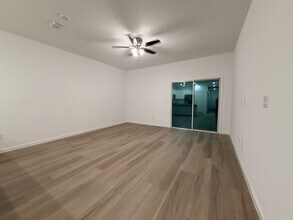 543 Holly Lks Dr in Orange Park, FL - Building Photo - Building Photo