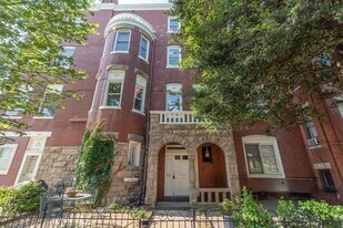 523 Constitution Ave NE in Washington, DC - Building Photo