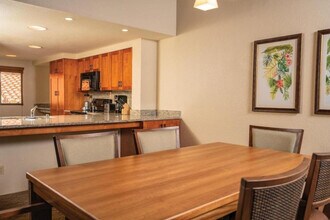 78-6842-6842 Ali‘i Dr in Kailua Kona, HI - Building Photo - Building Photo