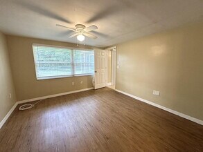 8313 Clover Hill Loop in Hudson, FL - Building Photo - Building Photo