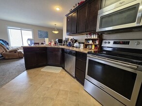 3817 Marigold Dr in Ames, IA - Building Photo - Building Photo