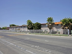 Orange Grove in Sacramento, CA - Building Photo - Building Photo