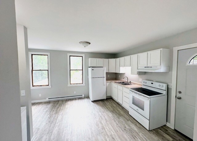 313 Elm St W in Stillwater, MN - Building Photo - Building Photo