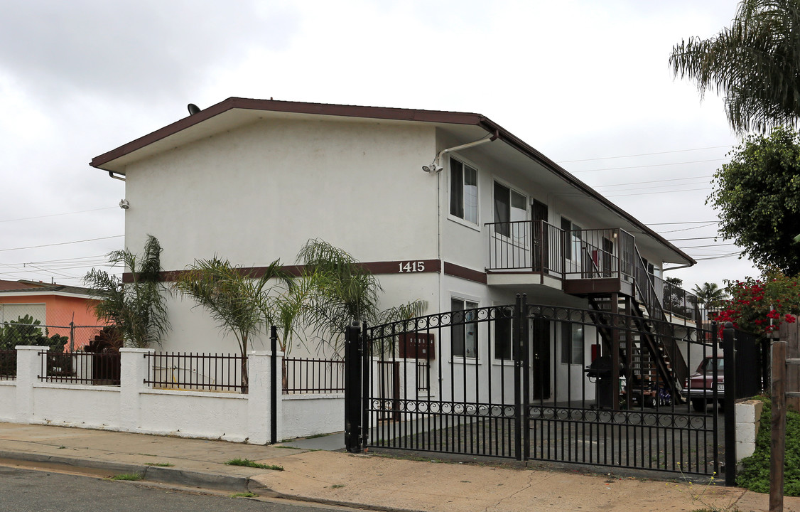 1415 Marquette St in Oceanside, CA - Foto de edificio