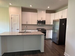 201 Dana Dr in Sewickley, PA - Foto de edificio - Building Photo